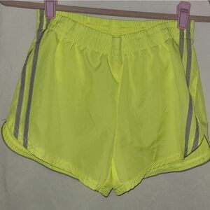 Danskin Now Lot Of 2 Green Black Activewear Shorts Size XS